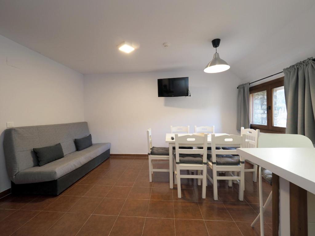 Centro De Vacaciones Morillo De Tou - Camping *