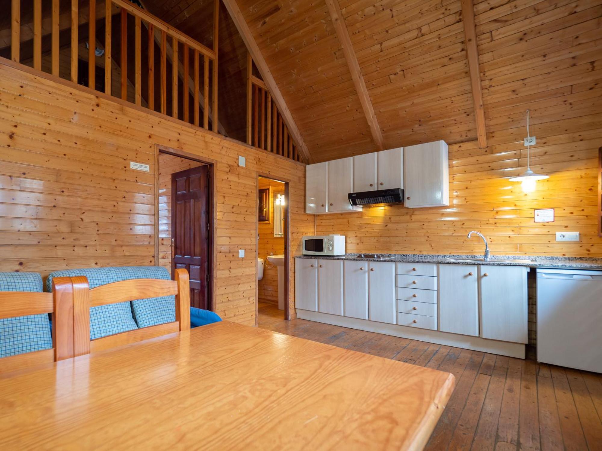 Camping Centro De Vacaciones Morillo De Tou -
